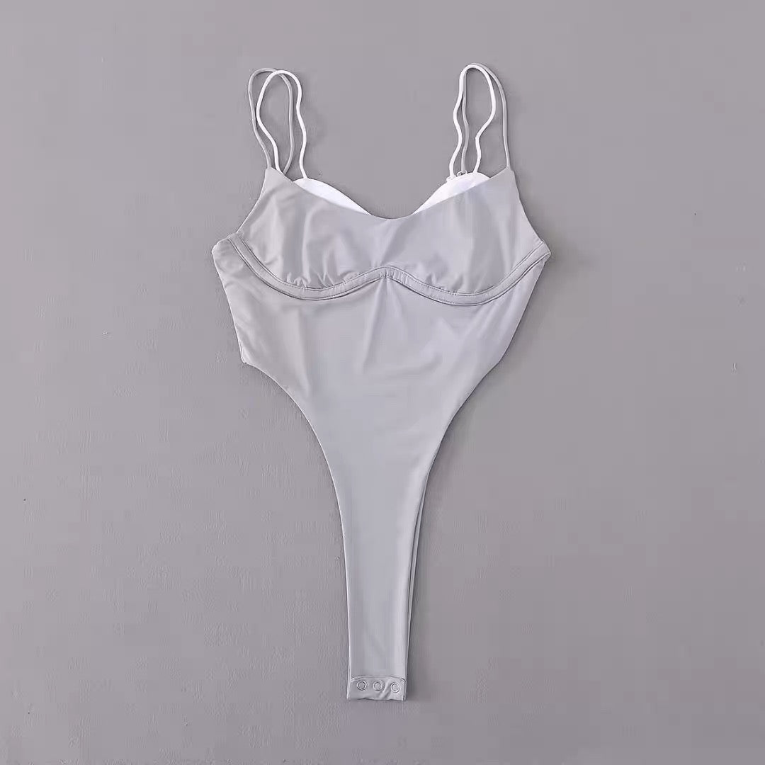 セクシースリムフィットボディスーツ