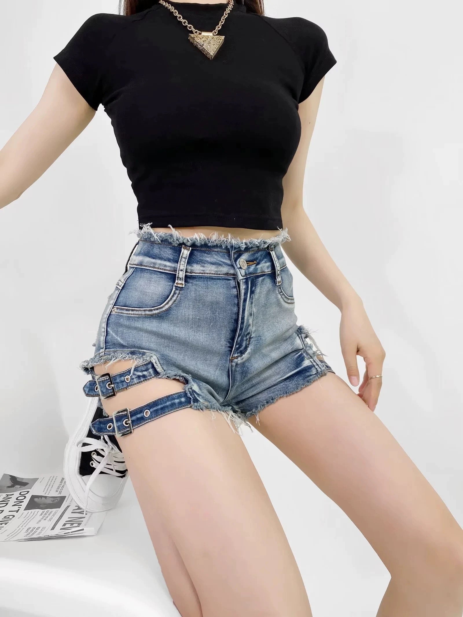 サイドベルトストレッチデニムショートパンツ