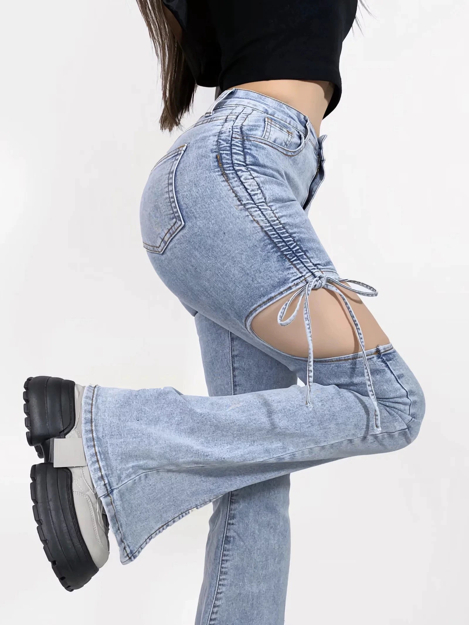 ハイウエストスリムフレアデニムパンツ