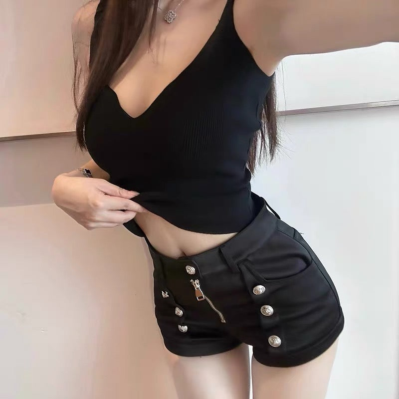 ボタンデザインシルキーショートパンツ
